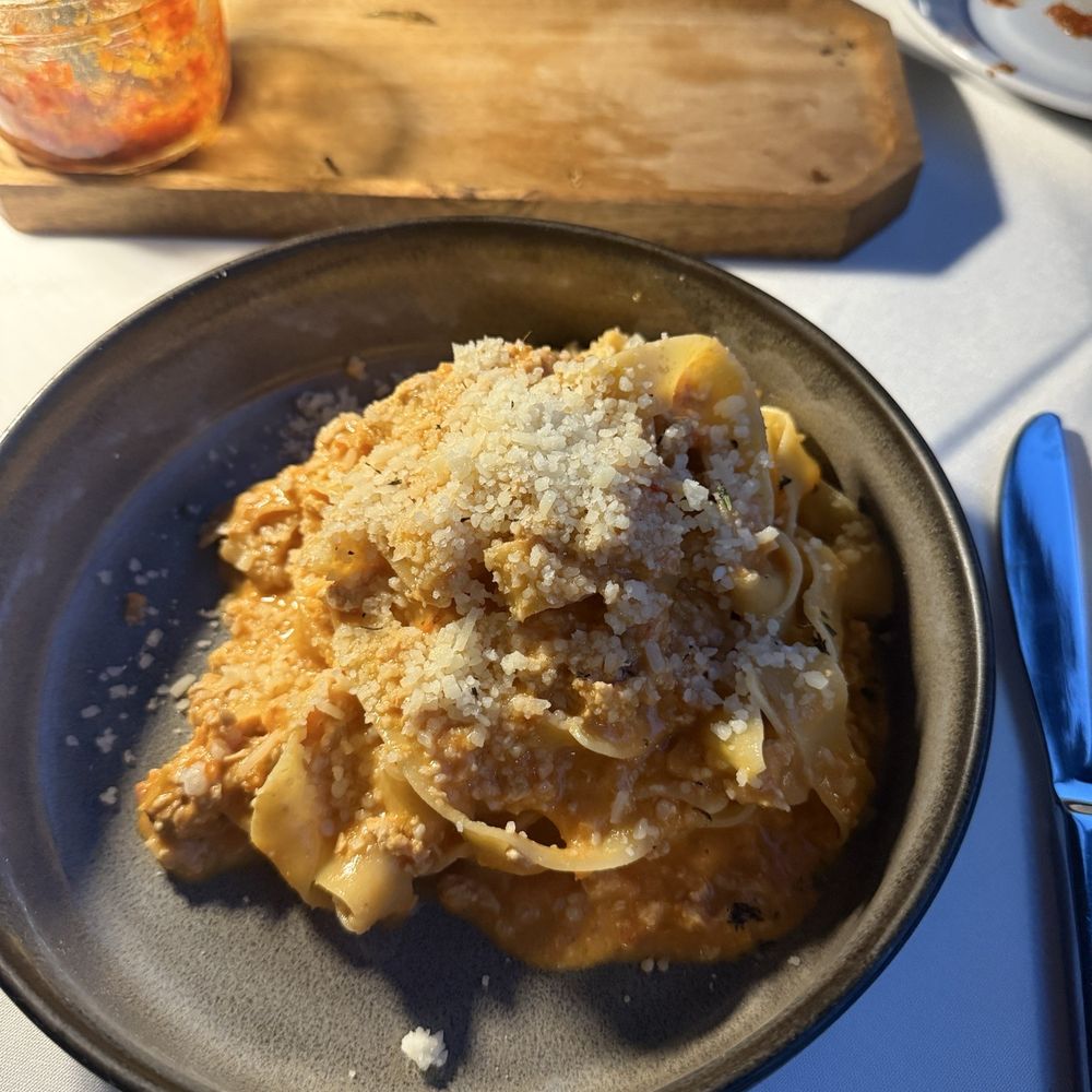 Sette Sorelle - Tagliatelle - Italian Near Me - Thousand Oaks, California Sette Sorelle - Tagliatelle - Italian Near Me - Thousand Oaks, California
