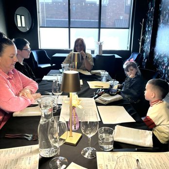 Prima Facie Bistro - Event room - Desserts Near Me - Parkville, Missouri