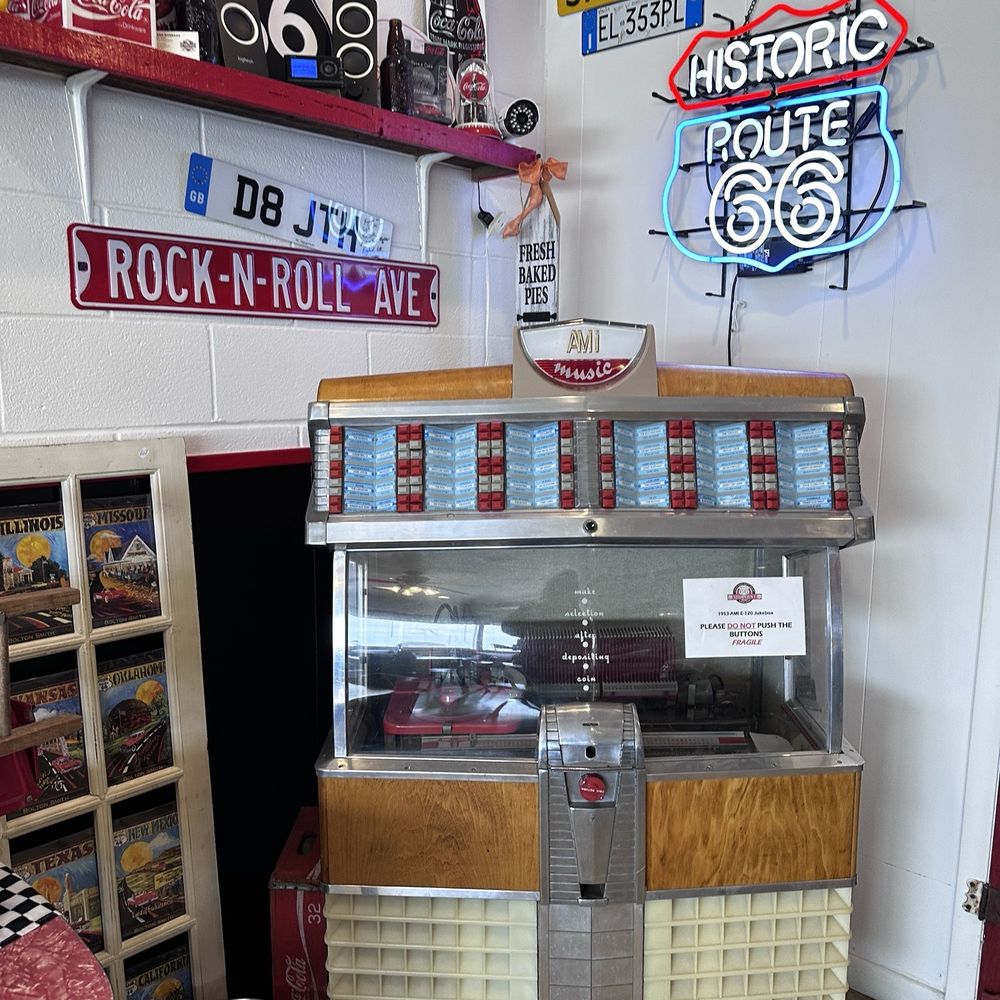 Midpoint Cafe And Gift Shop - Cafes Near Me - Adrian, Texas Midpoint Cafe And Gift Shop - Cafes Near Me - Adrian, Texas