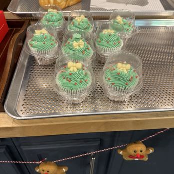 The Bake - How cute and festive! - Bakeries Near Me - Duluth, Georgia