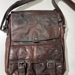 Favorites Consignment - Check out this bargain messenger bag with amazing patina from #spikes&sparrow! I'd get it but I already have it