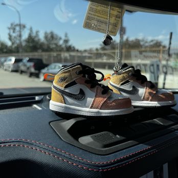 Kid to Kid - High top leather/suede Jordan's - Children's Clothing Near Me - Pasadena, California Kid to Kid - High top leather/suede Jordan's - Children's Clothing Near Me - Pasadena, California
