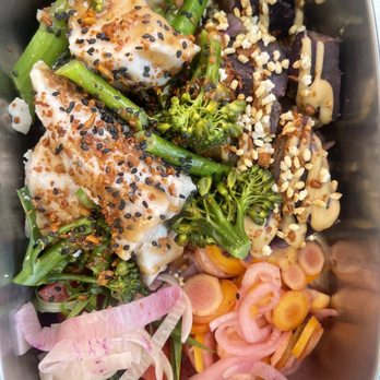 Kitoko Maui - Fish - Food Trucks Near Me - Kihei, Hawaii