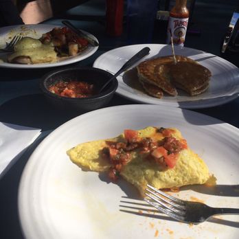 Creekside Garden Cafe - Breakfast & Brunch Near Me - Cambria, California Creekside Garden Cafe - Breakfast & Brunch Near Me - Cambria, California