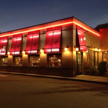 Applebee's Grill + Bar - Exterior - Sports Bars Near Me - Selinsgrove, Pennsylvania