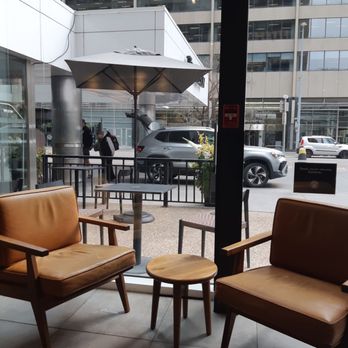 Starbucks - Coffee & Tea Near Me - Calgary, Alberta Starbucks - Coffee & Tea Near Me - Calgary, Alberta