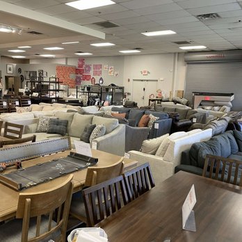 Ashley Homestore 51 Photos 62 Reviews Furniture Stores 651 N Business I 35 New Braunfels Tx Phone Number Yelp