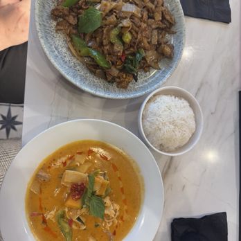 Thai Town - C1. THAI RED CURRY and N3. Thai Drunken Noodle (Pad Kee Mao) - Thai Near Me - Sugar Land, Texas Thai Town - C1. THAI RED CURRY and N3. Thai Drunken Noodle (Pad Kee Mao) - Thai Near Me - Sugar Land, Texas