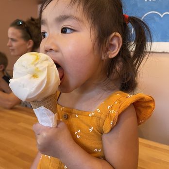 Fifty Licks - Mango Sticky Rice (vegan) - Ice Cream & Frozen Yogurt Near Me - Portland, Oregon Fifty Licks - Mango Sticky Rice (vegan) - Ice Cream & Frozen Yogurt Near Me - Portland, Oregon