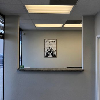 Simply Crowns - Cosmetic Dentists Near Me - San Marcos, Texas Simply Crowns - Cosmetic Dentists Near Me - San Marcos, Texas