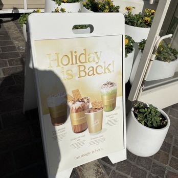 La La Land - Coffee & Tea Near Me - Los Angeles, California