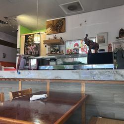 Arroy Thai - Inside