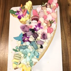 Large 19"x14" Surfboard cake! For 18 servings!