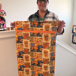 J'anne Originals - She loves the fall and decided that this fabric had talked to her.