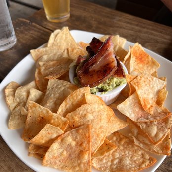 Twisted Fork Grill and Bar - Bacon Guacamole - American Near Me - Omaha, Nebraska