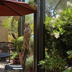 Sherry's Kitchen Featured at Zio Fraedo's - Outdoor patio view.