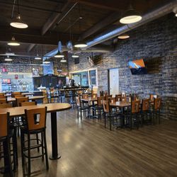 H&M BBQ - Interior