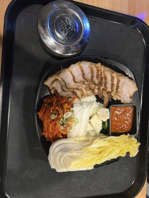 부산 돼지국밥 Busan Daegee Gukbap by null