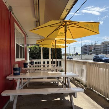 Belly Busters - Outdoor seating - Seafood Near Me - Ocean City, Maryland