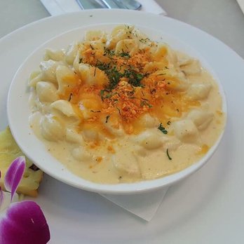 M.A.C. 24/7 - American Near Me - Honolulu, Hawaii