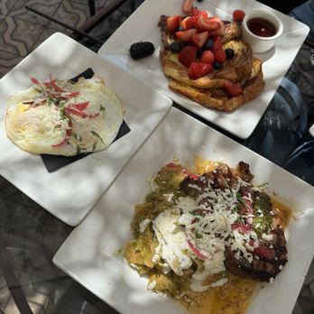 Perch - Brunch chilaquiles and croissant French toast - Lounges Near Me - Los Angeles, California Perch - Brunch chilaquiles and croissant French toast - Lounges Near Me - Los Angeles, California