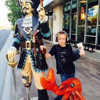 Stinkin Crawfish - Liam is wondering where the crawfish went. - Cajun/Creole Near Me - Downey, California Stinkin Crawfish - Liam is wondering where the crawfish went. - Cajun/Creole Near Me - Downey, California