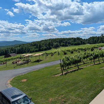 Fox Meadow Winery - Wineries Near Me - Linden, Virginia Fox Meadow Winery - Wineries Near Me - Linden, Virginia