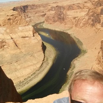 Horseshoe Bend - On the edge. - Hiking Near Me - Page, Arizona