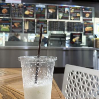 Las Olas Cafe - Cuban Near Me - Miami Beach, Florida