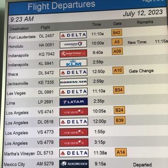 The Centurion Lounge - Board for flights - Airport Lounges Near Me - Jamaica, New York