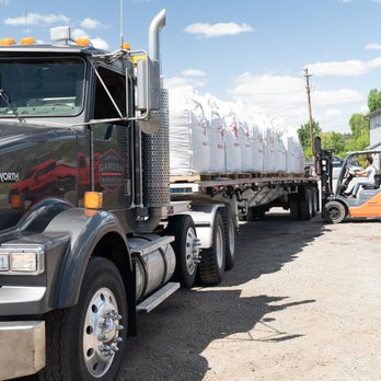 Oregon Garden Warehouse - Soil delivery available. - Hydroponics Near Me - Medford, Oregon Oregon Garden Warehouse - Soil delivery available. - Hydroponics Near Me - Medford, Oregon