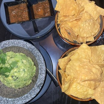 La Popular - Guacamole and salsa - Mexican Near Me - Porter Ranch, California