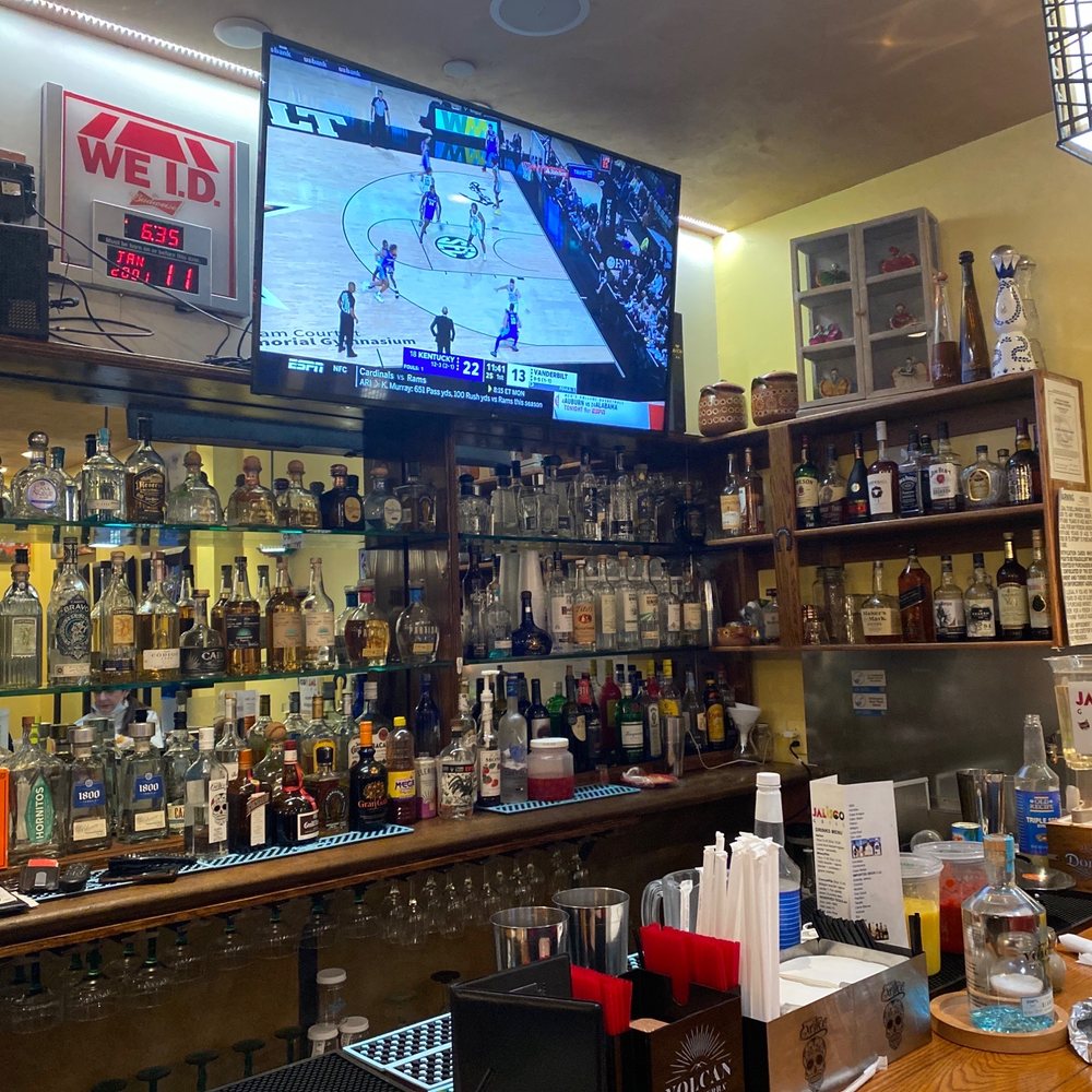 Jalisco Grill Restaurant - Stocked bar - Mexican Near Me - Basalt, Colorado