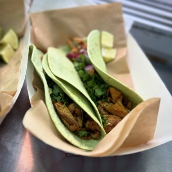 The Stuffed Mushroom LLC - UltiMush Street Tacos
Asada Style Oyster Mushrooms in a spinach & herb tortilla - Food Trucks Near Me The Stuffed Mushroom LLC - UltiMush Street Tacos
Asada Style Oyster Mushrooms in a spinach & herb tortilla - Food Trucks Near Me