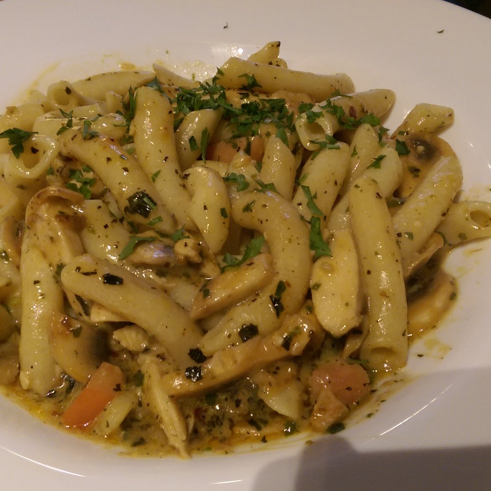 Jz's Pizza - Chicken penne - Pizza Near Me - Toronto, Ontario