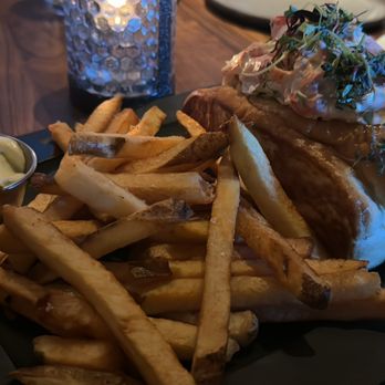 Baldamar - Chilled Lobster Roll - New American Near Me - Roseville, Minnesota Baldamar - Chilled Lobster Roll - New American Near Me - Roseville, Minnesota