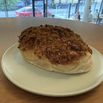 OMi - Pork bun, freshly warmed and melt-in-your-mouth levels of tasty. - Desserts Near Me - Chicago, Illinois OMi - Pork bun, freshly warmed and melt-in-your-mouth levels of tasty. - Desserts Near Me - Chicago, Illinois