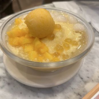 Golden Island Cafe - Mango Deluxe - Desserts Near Me - San Francisco, California