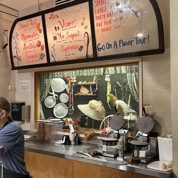 An's Hatmakers - Menu and decor - Gelato Near Me - Del Mar, California
