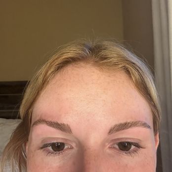 Crystal Nails Spa - eyebrows after: uneven, not the same length, a whole chunk taken out of my left eyebrow. this will take MONTHS to grow back. - Nail Salons Near Me - Seneca, South Carolina