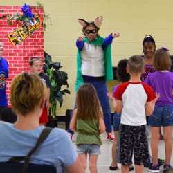 Longview Public Library - The Story Lady performs at the Broughton Branch Library