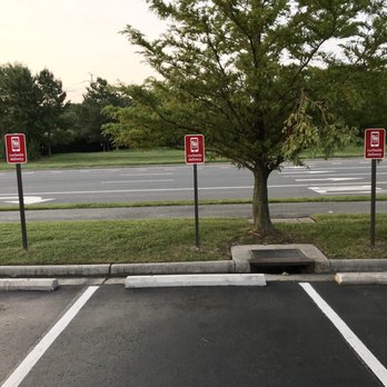 Chick-fil-A - Curbside delivery - Fast Food Near Me - Virginia Beach, Virginia Chick-fil-A - Curbside delivery - Fast Food Near Me - Virginia Beach, Virginia