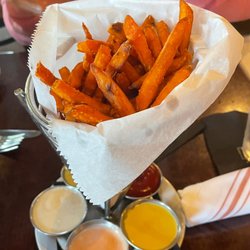 Wine Dive - Frites appetizer