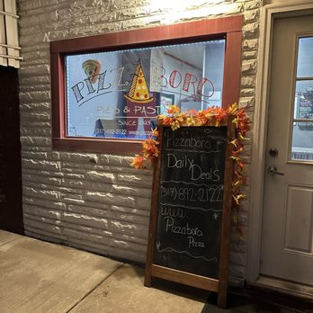 Pizzaboro - Outside of Pizzaboro - Pizza Near Me - Pittsboro, Indiana