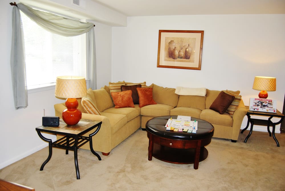 JAMESTOWN VILLAGE APARTMENTS Updated August 2024 32 Photos & 10 Reviews 2501 Maryland Rd