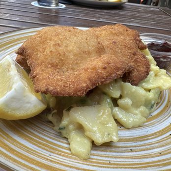 Salzkammer - Austrian Near Me - Frankfurt, HE