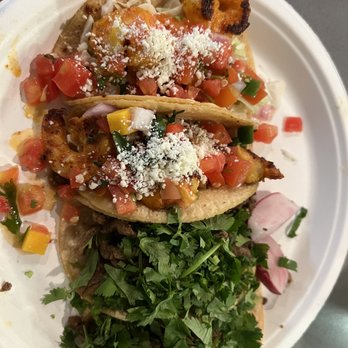 El Torazo - My Mexican asada tacos and grilled shrimp tacos. Both sooooo flavorful and delicious - Breakfast & Brunch Near Me - Bellflower, California