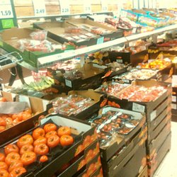 Lidl - Großer Obstbereich