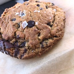 2 Pack Day-old Og Chocolate Chip Cookies