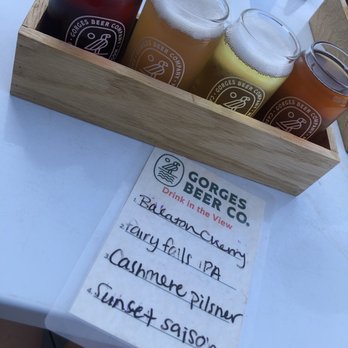 Gorges Beer - Beer flight - Brewpubs Near Me - Cascade Locks, Oregon
